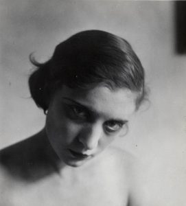 Anna-Eva Bergman, 1929, photographie de Hans Hartung